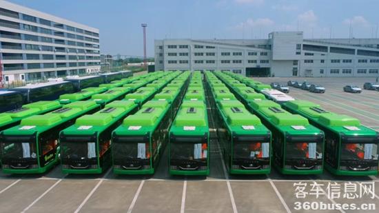 1760669741378492.jpg a1.jpg