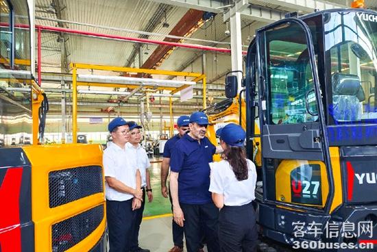 1760927665892380.jpg 7.jpg