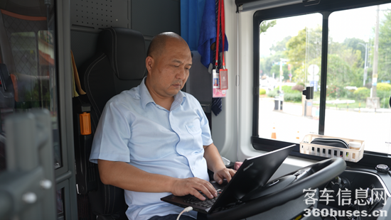 1762995561523449.png 6.png