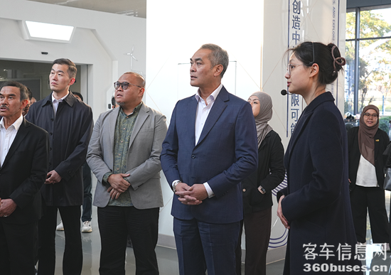 1763954660914981.png 2.png