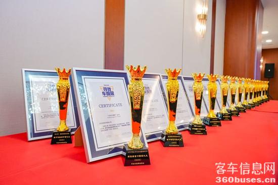 1765373721923395.jpg 4.jpg