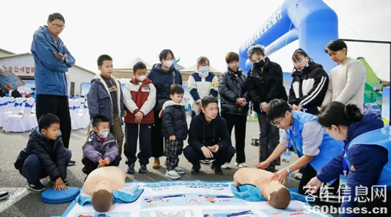 1765519729396097.png 11.png